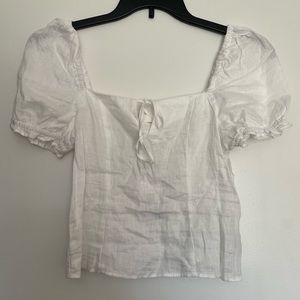 H&M white linen cropped top- puff sleeve- ruched back- size small